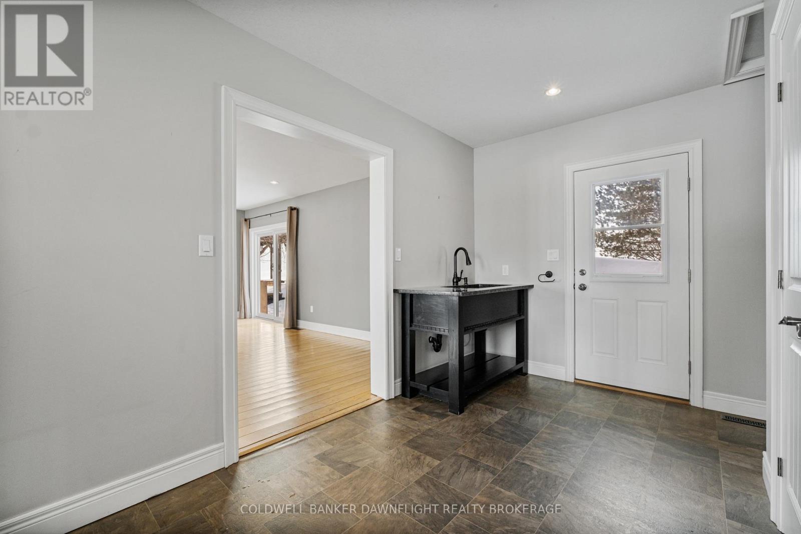 70129 EVERGREEN LINE