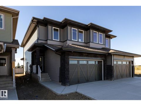 10718 99 ST Morinville AB T8R2R8