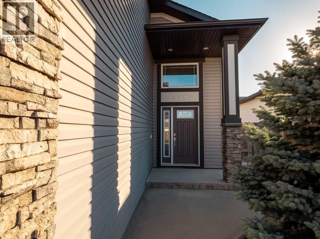 478 Mary Cameron Crescent N