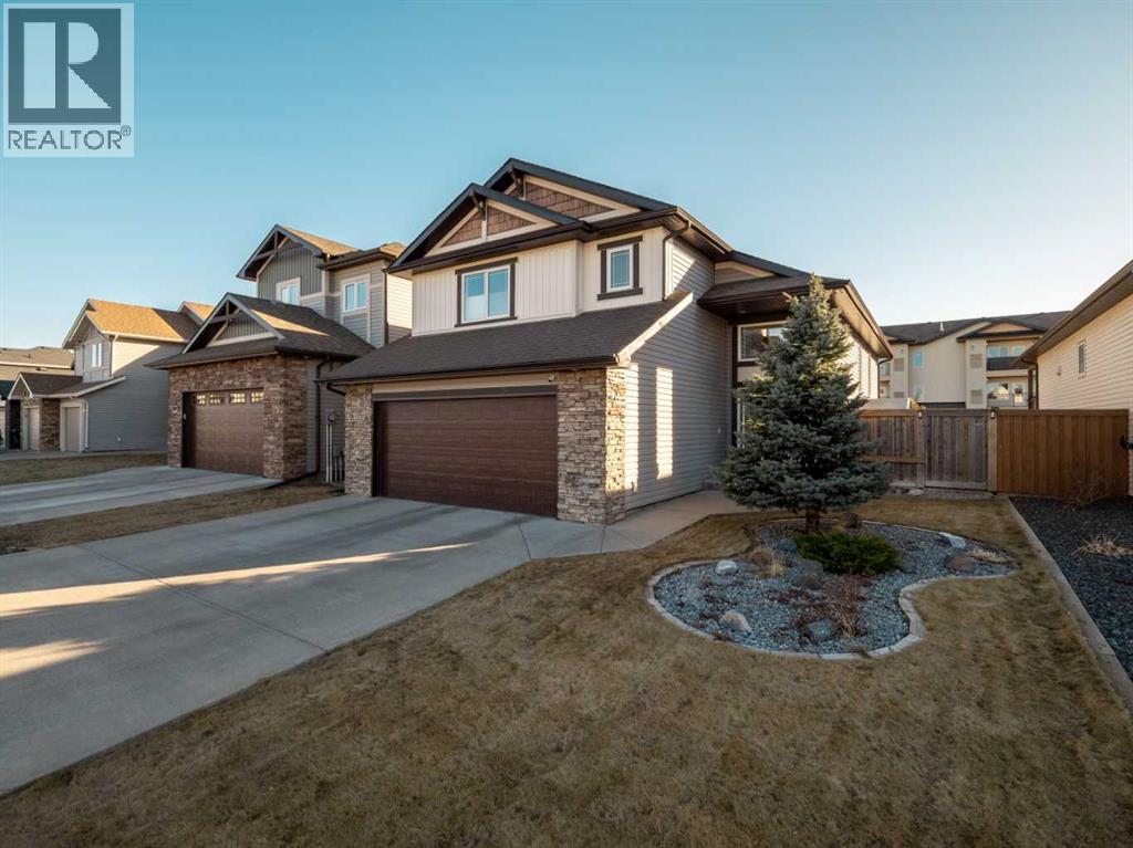 478 Mary Cameron Crescent N