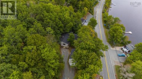 2766 Highway 2 Waverley NS B2R1T2