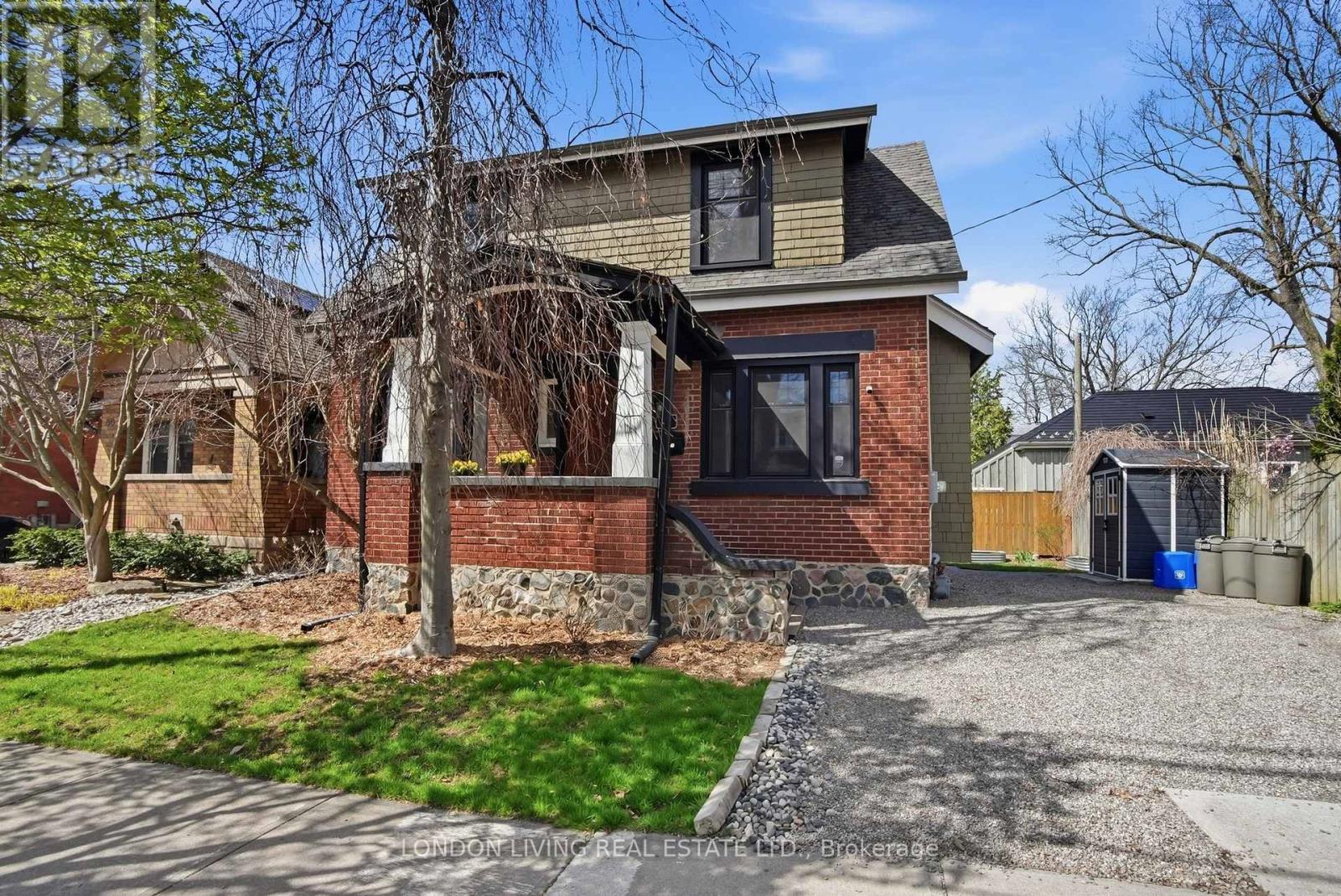 88 TECUMSEH AVENUE E