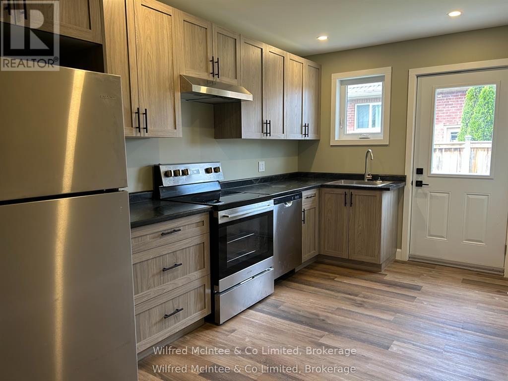 1 - 187 BALAKLAVA STREET