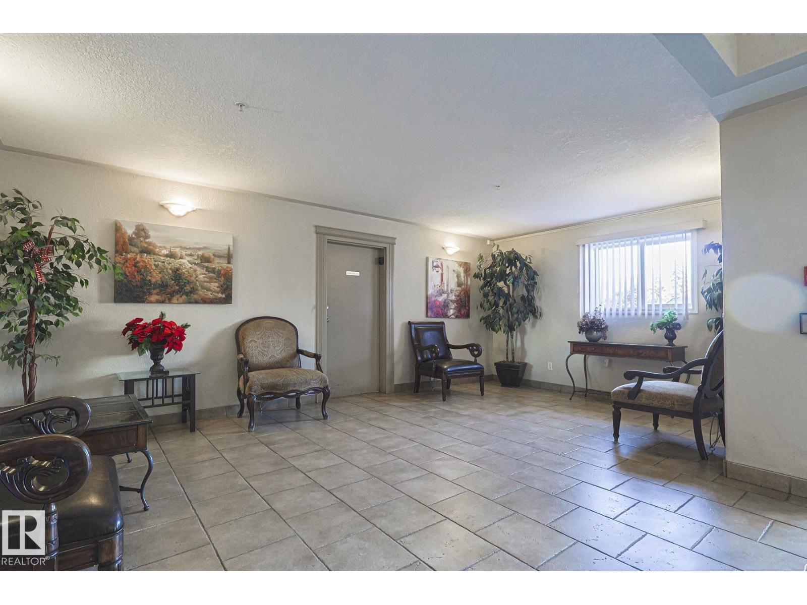 #120 7511 171 ST NW NW