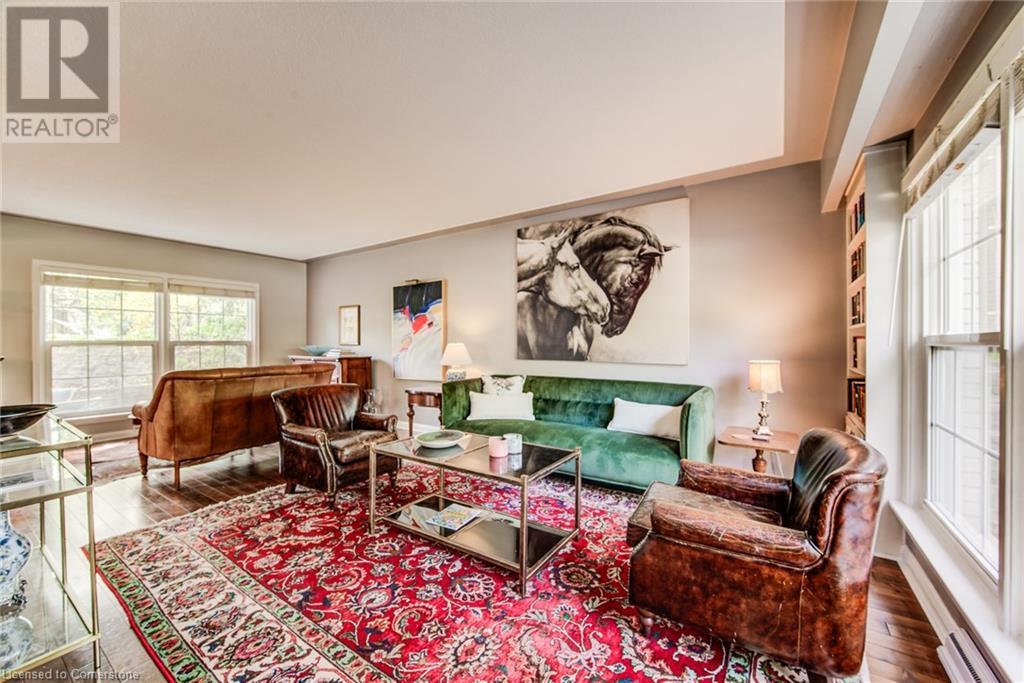 73 FOREST HILL Drive