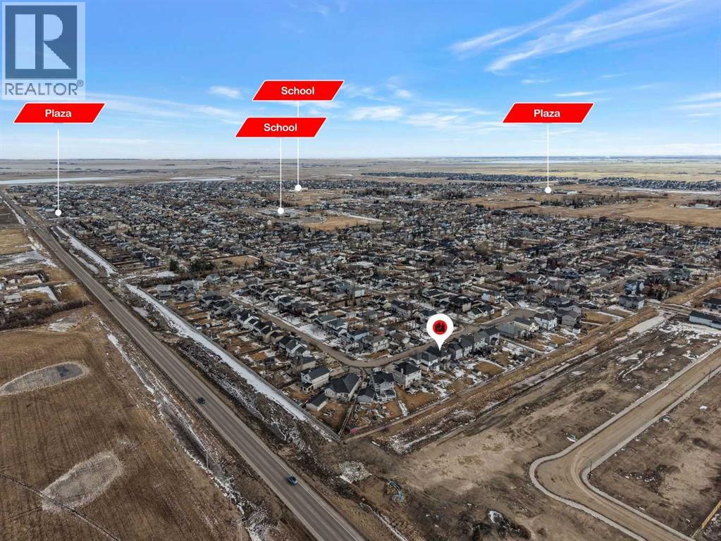 156 Bishop Crescent NW