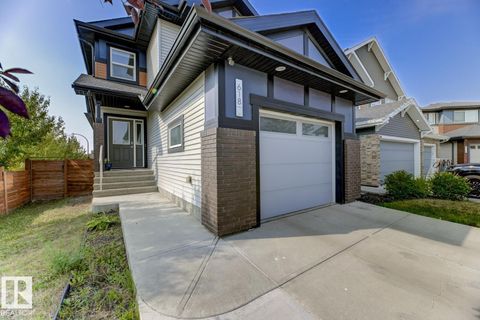 618 40 ST SW Edmonton AB T6X1A4