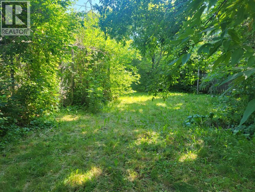 1 Elm Avenue