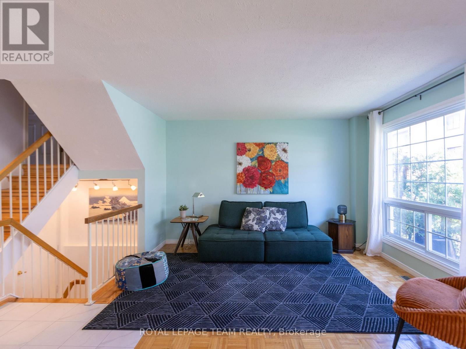 930 ALENMEDE CRESCENT