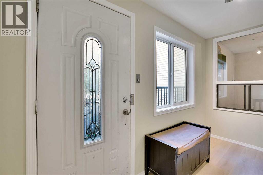 7915 Ranchview Drive NW