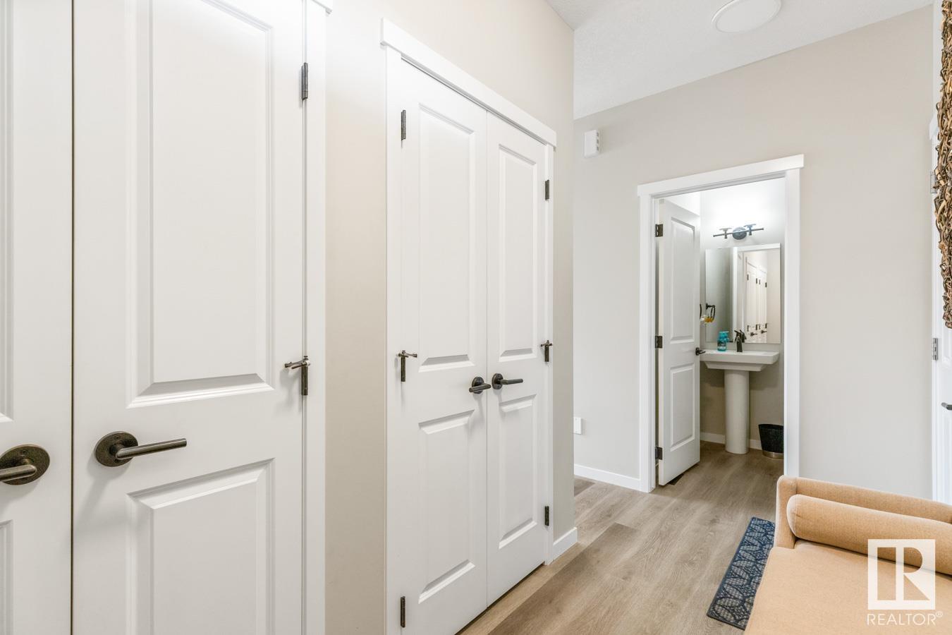 22706 95A AV NW