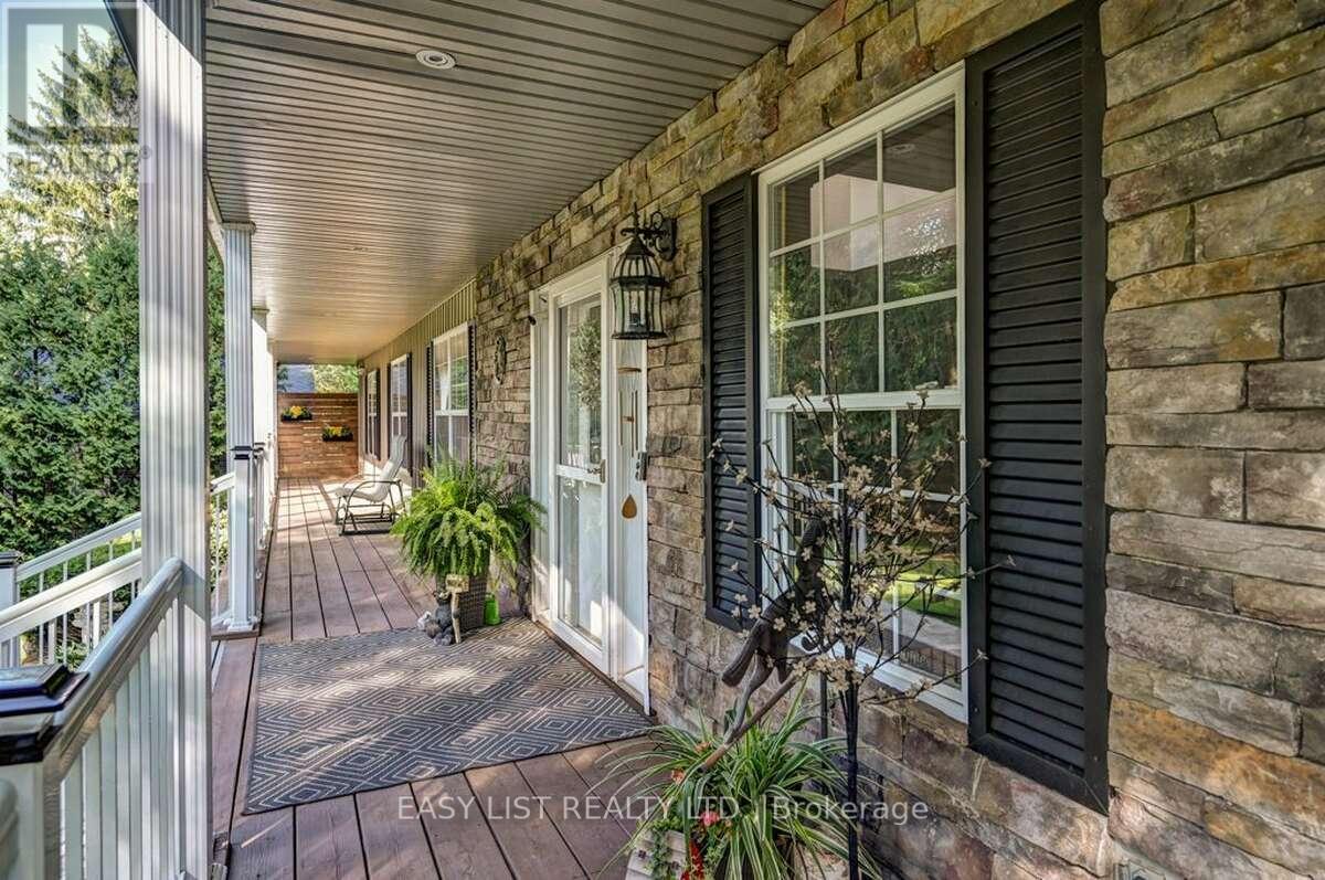 527 RIVER ROAD