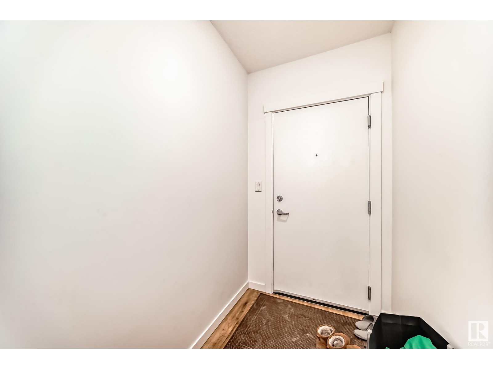 #203 11503 76 AV NW