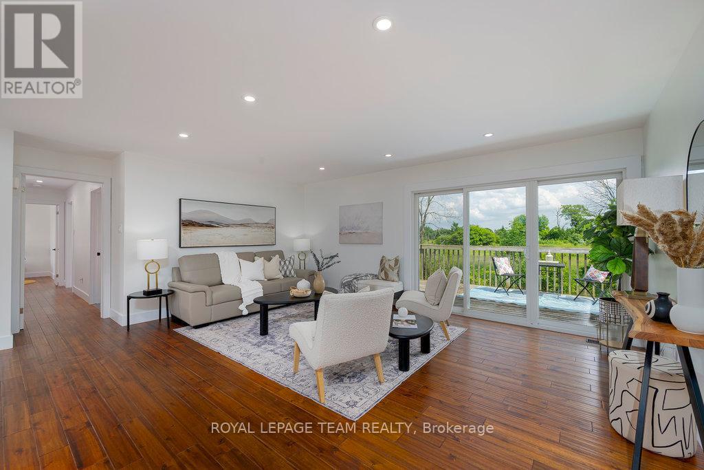 517 DONALD B. MUNRO DRIVE