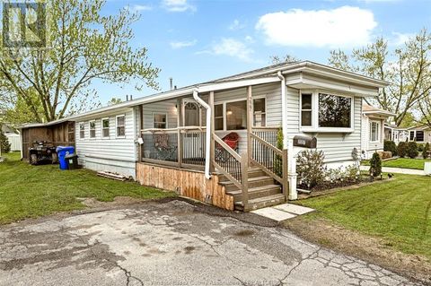 227 DAVID COURT Essex ON N8M2B2