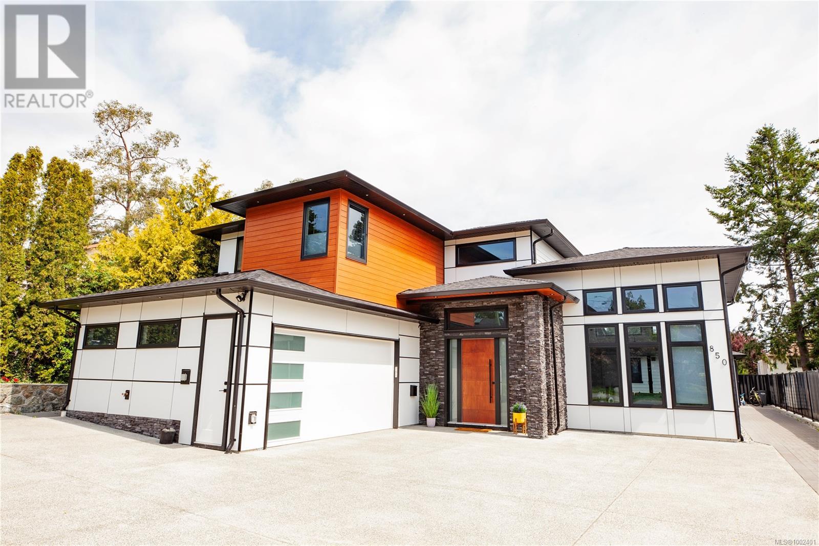 850 Snowdrop Ave