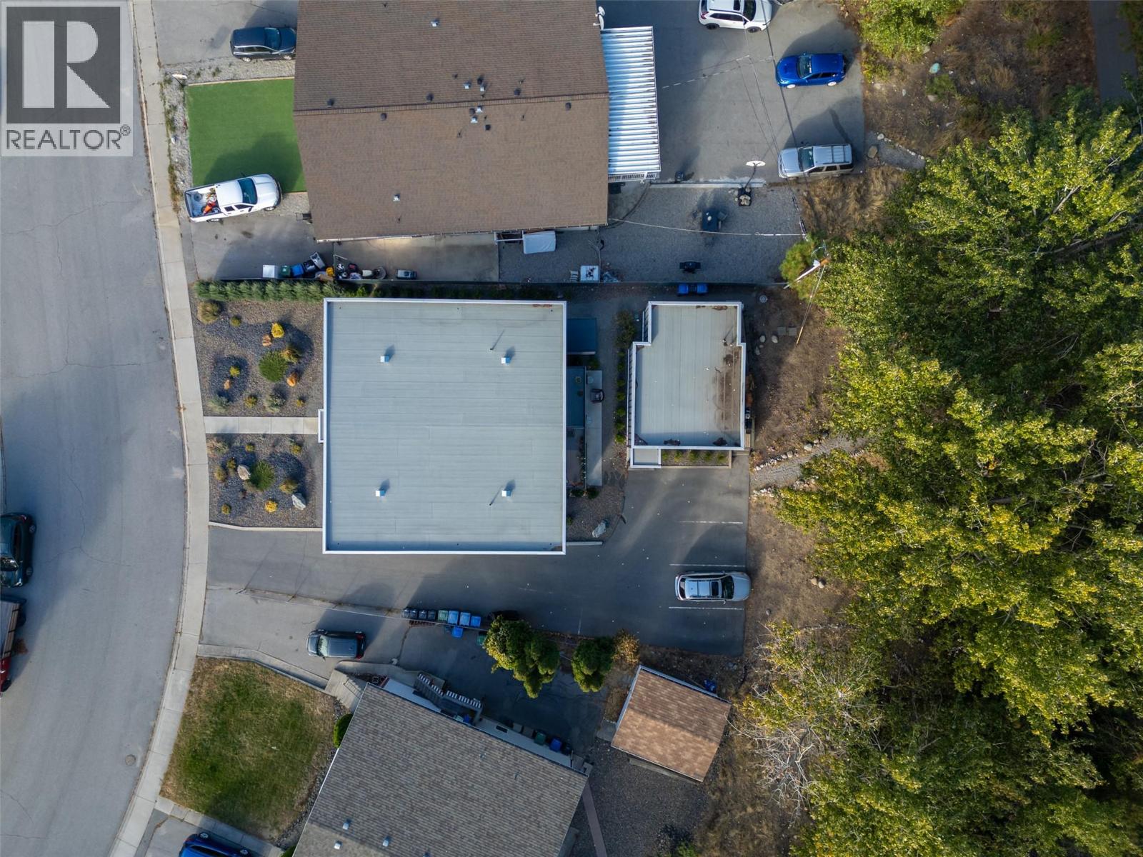 166 McPherson Crescent