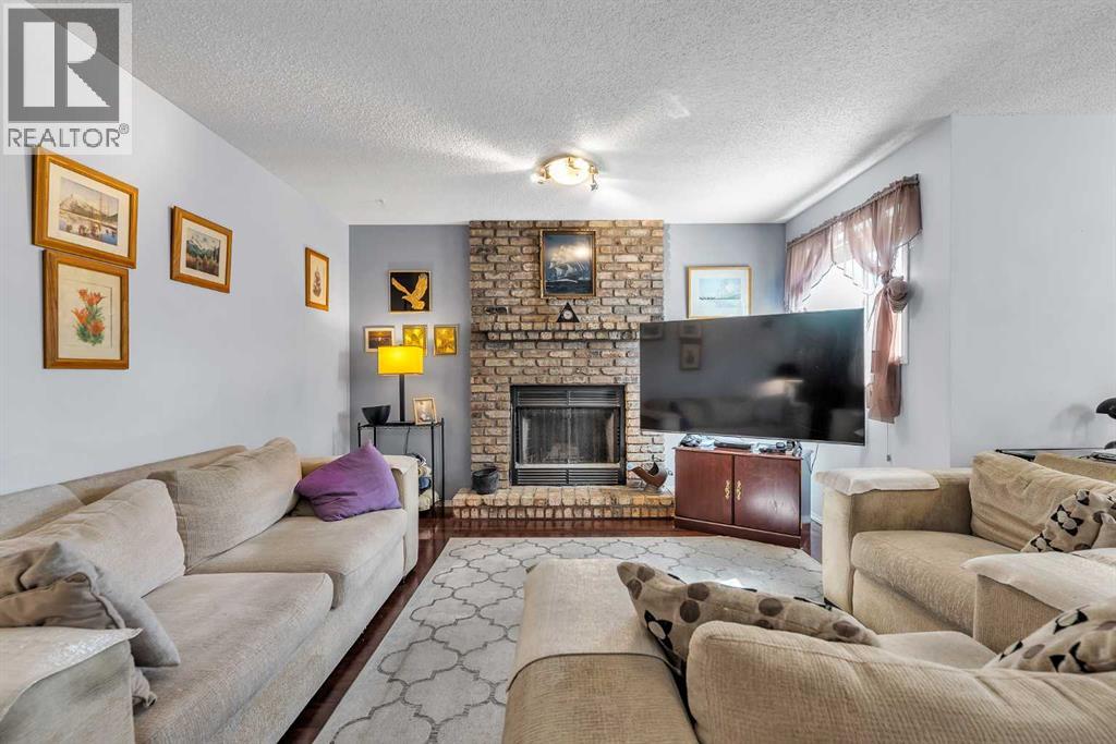 53 Shawfield Road SW