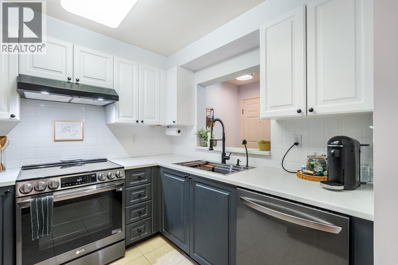 408 3070 GUILDFORD WAY