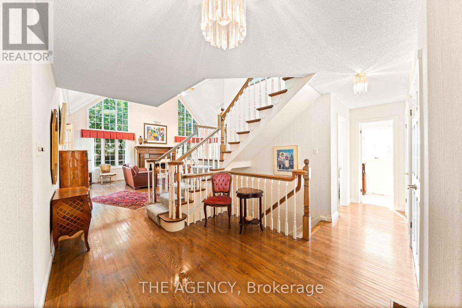 462 WINCHESTER DRIVE