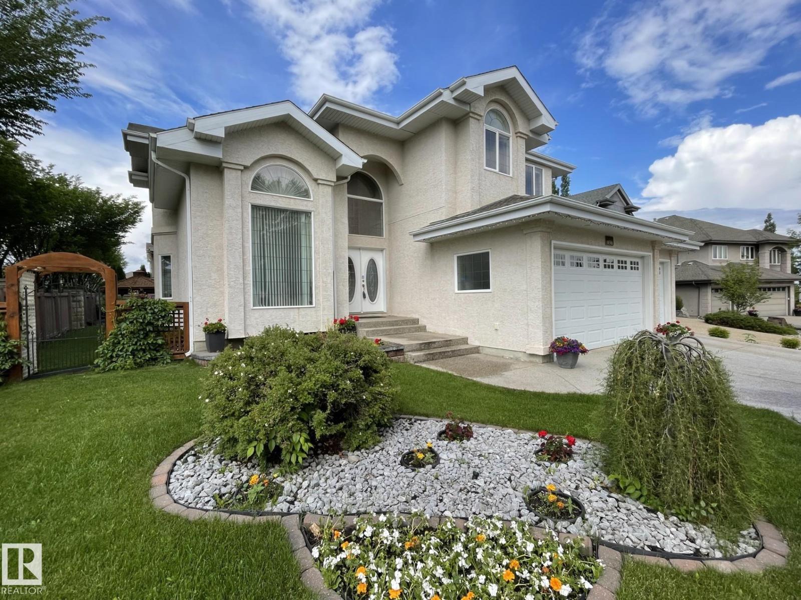 1198 HOLLANDS WY NW