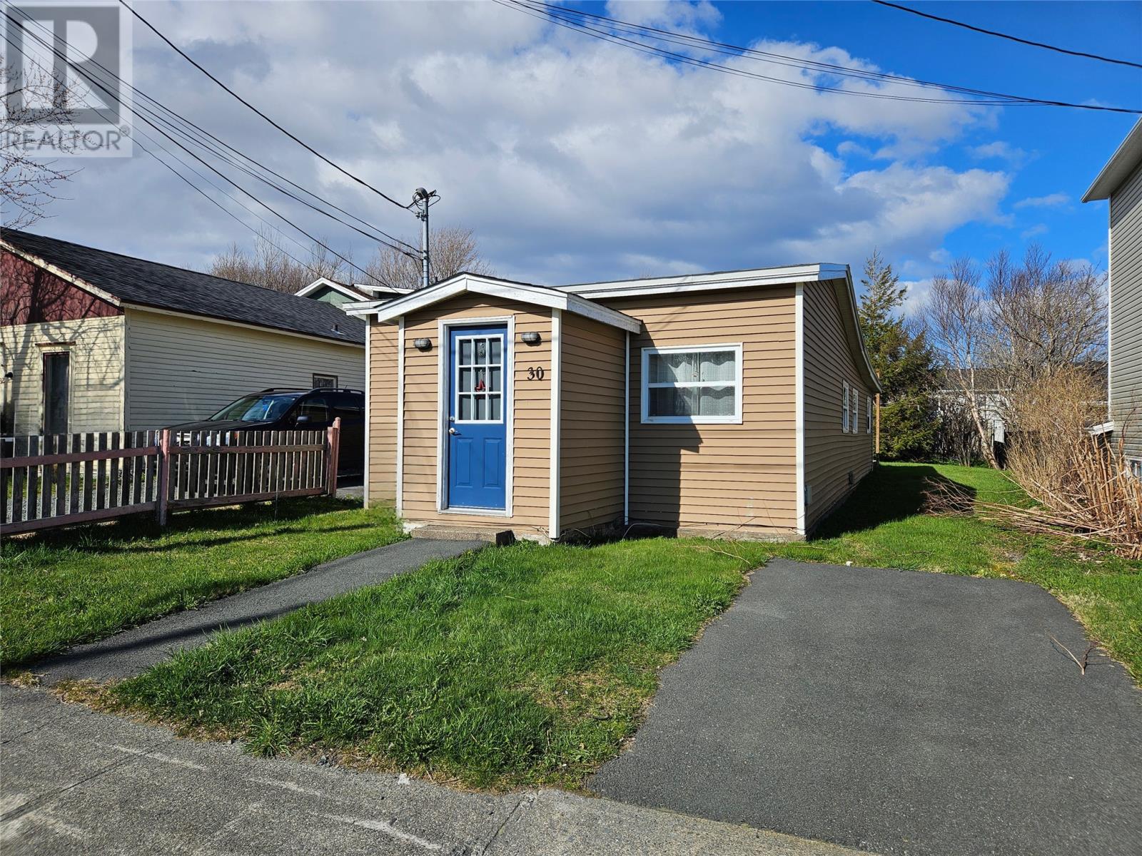30 PEARCE Avenue