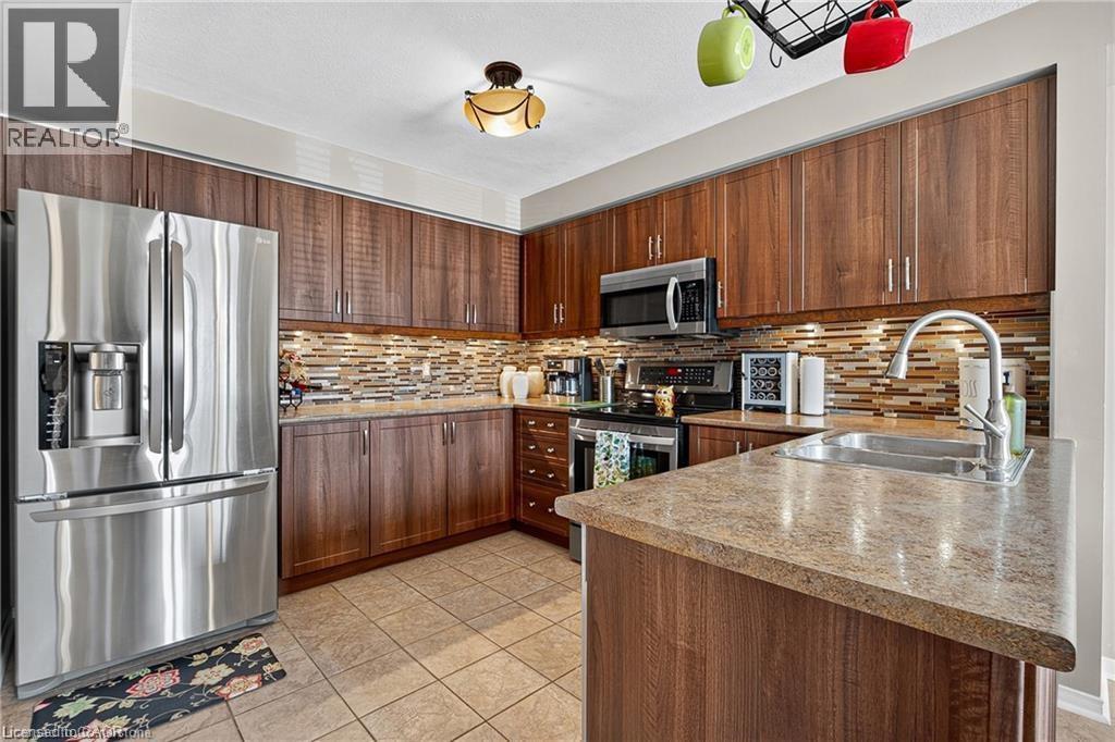 302 COLLEGE Avenue W Unit# 119