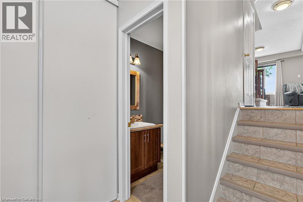 302 COLLEGE Avenue W Unit# 119