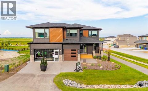 147 Siltstone Place Balzac AB T4B5T6