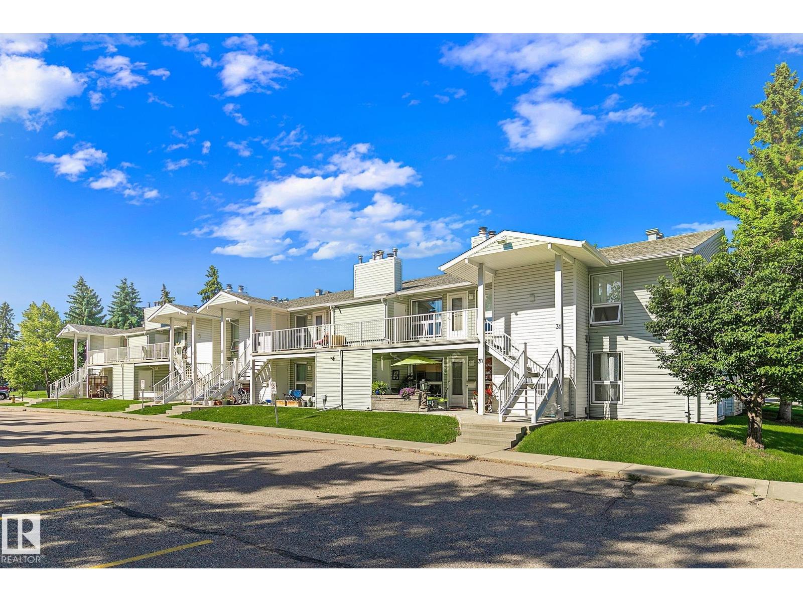 #29 2115 118 ST NW