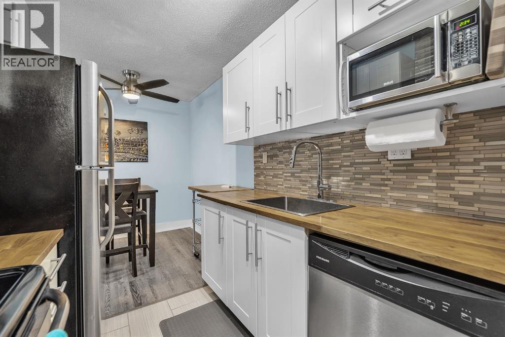 4, 930 Royal Avenue SW