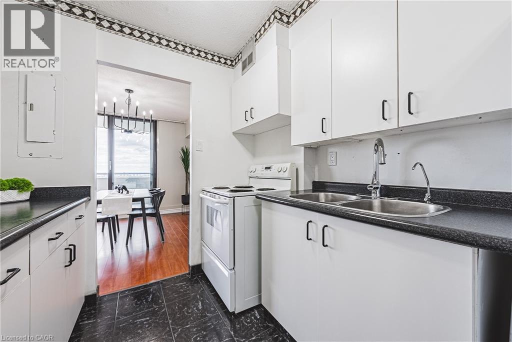 2055 UPPER MIDDLE Road Unit# 1206