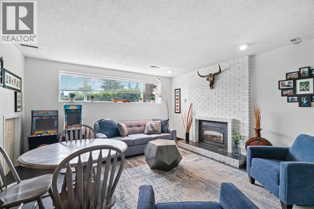 12 Glenwood Court