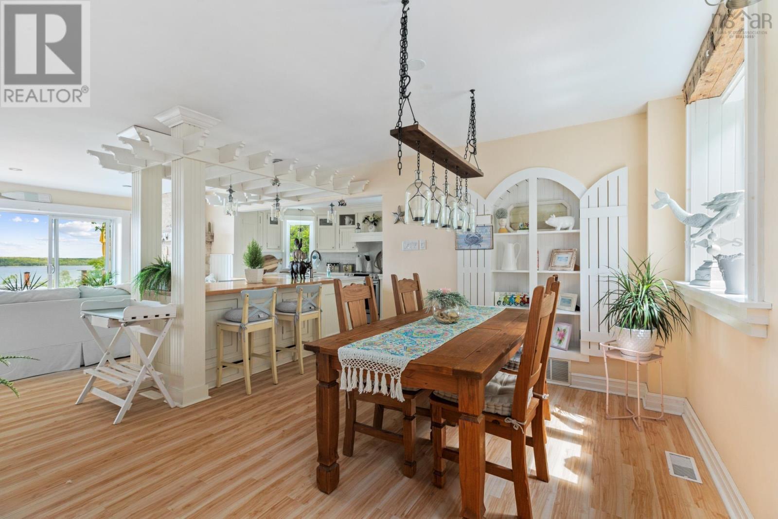 4 York Redoubt Crescent