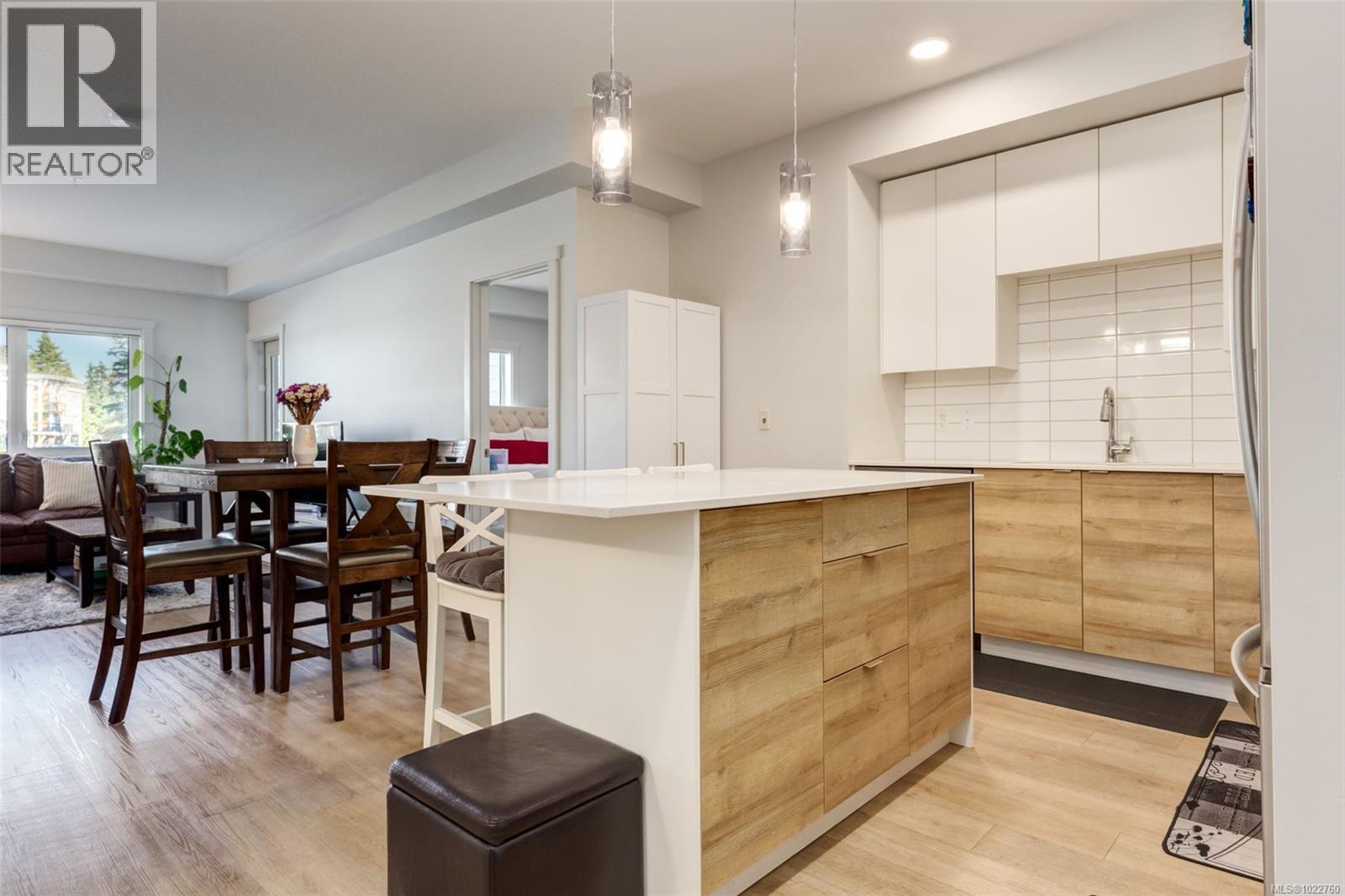 310 4830 Cedar Ridge Pl