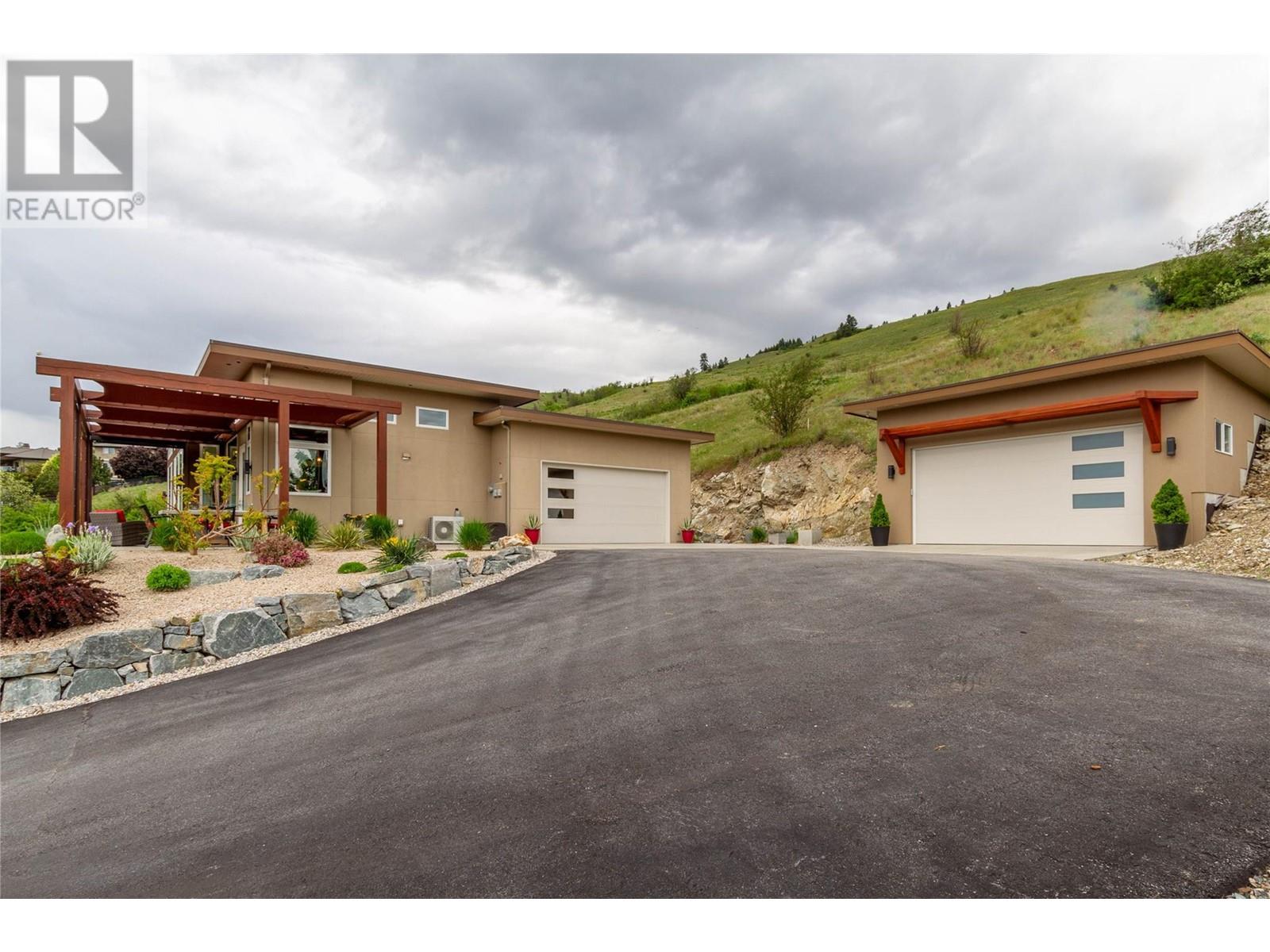 56 Ravine Drive