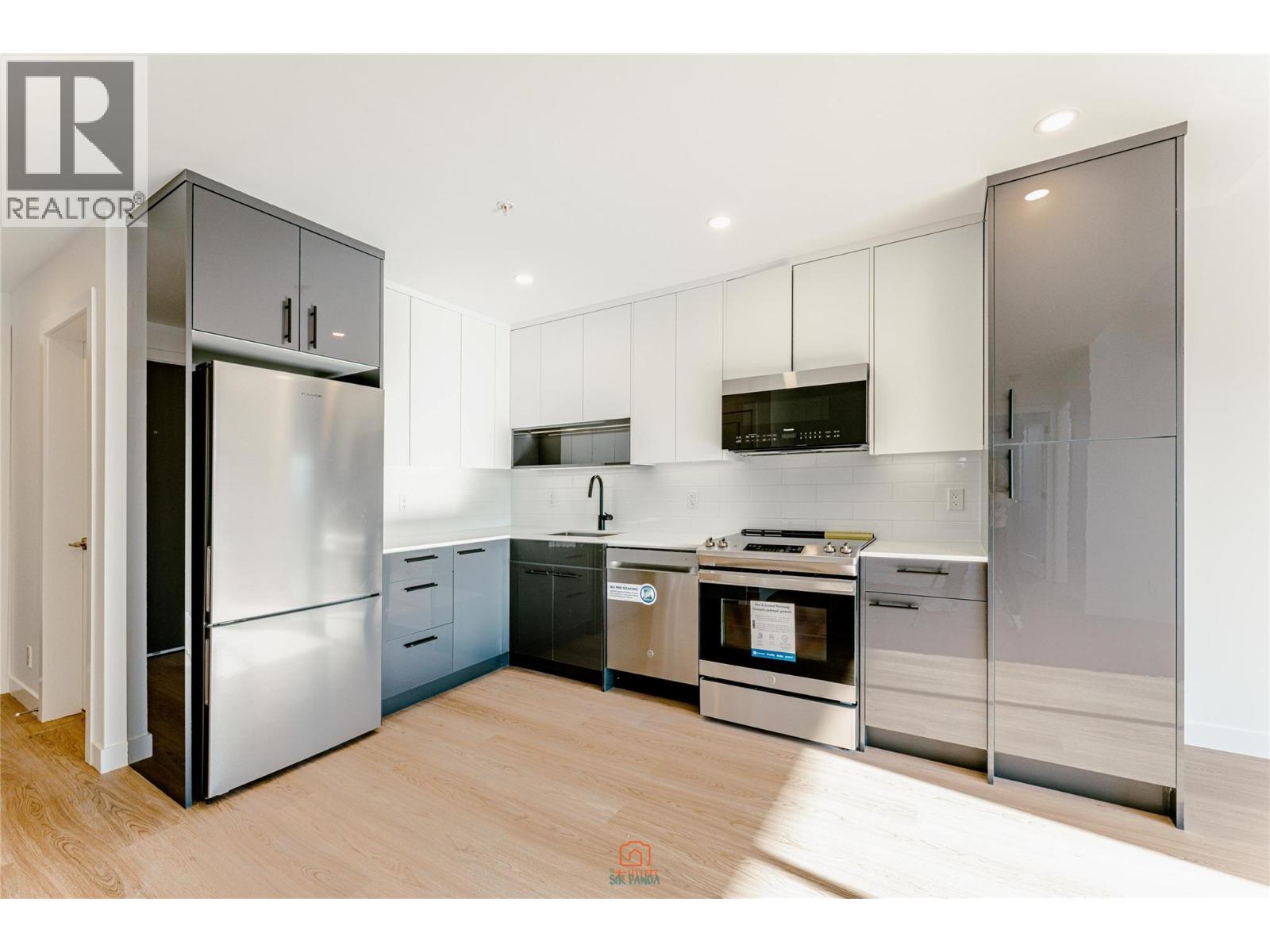 1350 Pridham Avenue Unit# 309