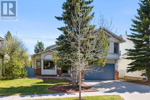 8266 Edgebrook Drive NW Calgary AB T3A4N1