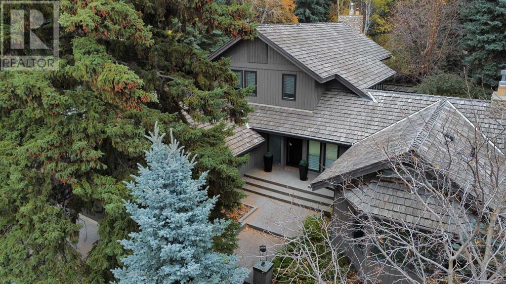 4 Baycrest Place SW