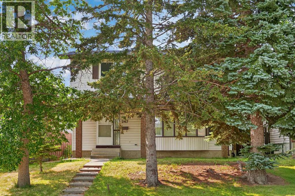 247 Templewood Road NE