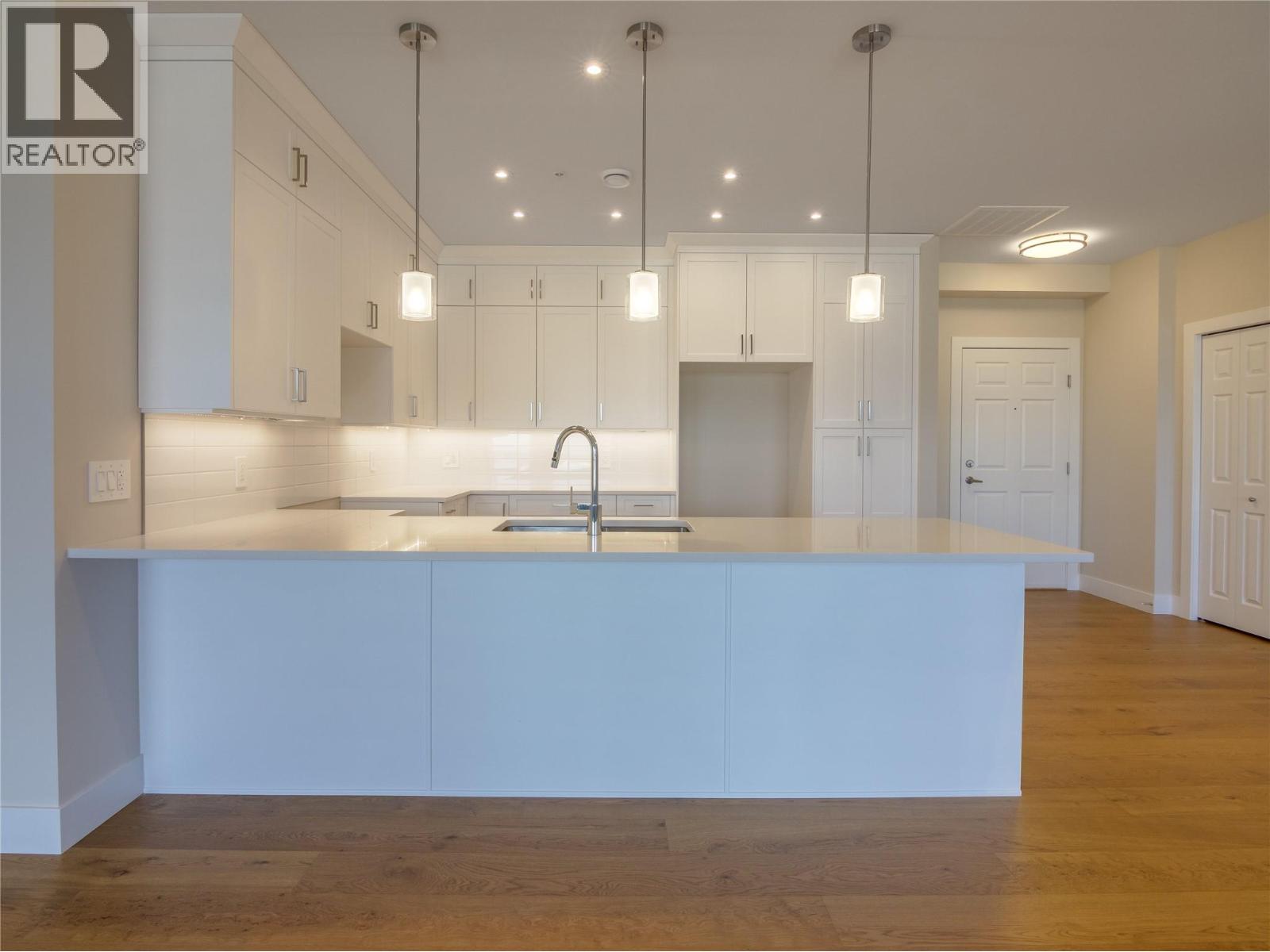 3362 SKAHA LAKE Road Unit# 1301