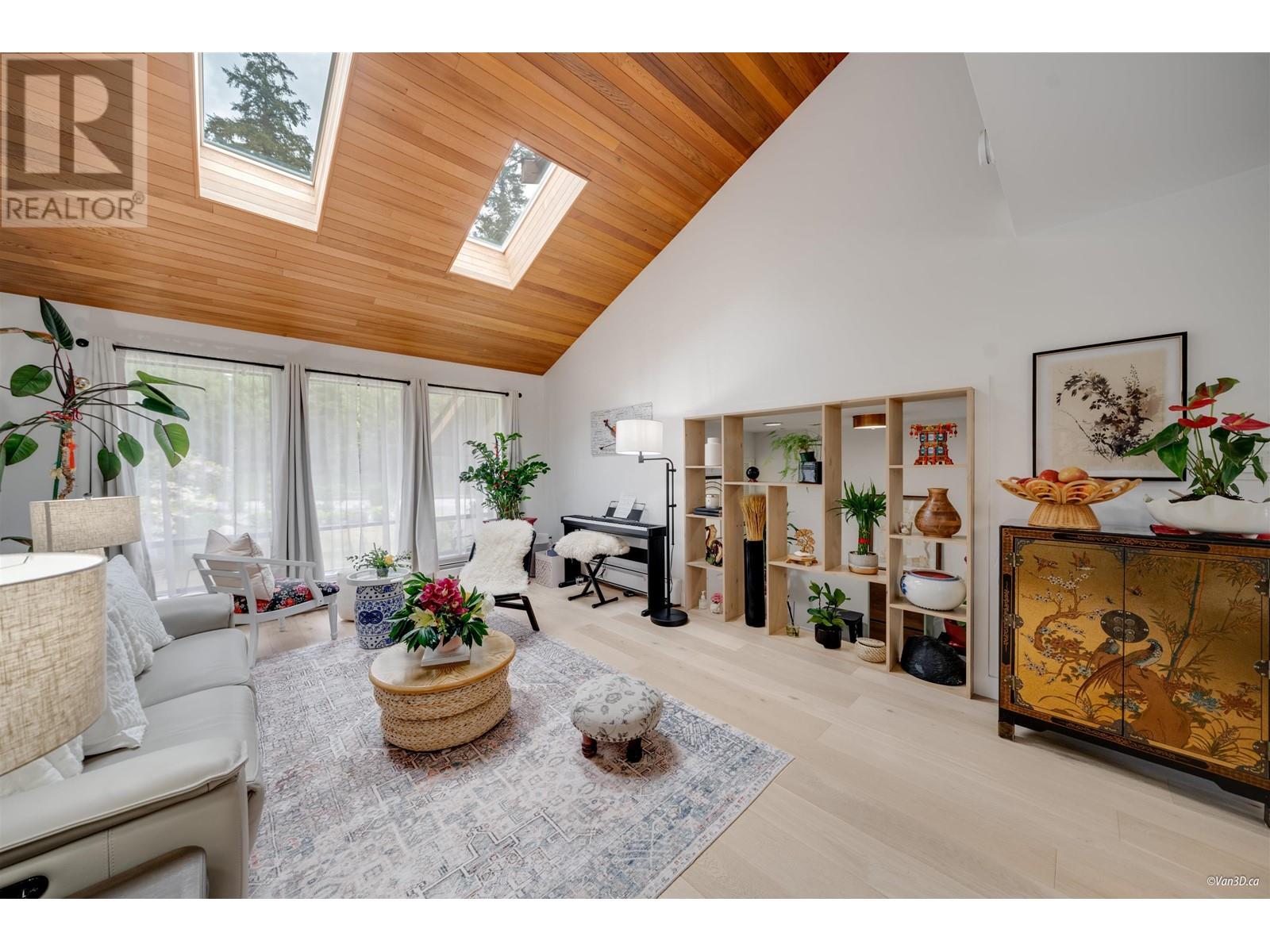 378 BALFOUR DRIVE