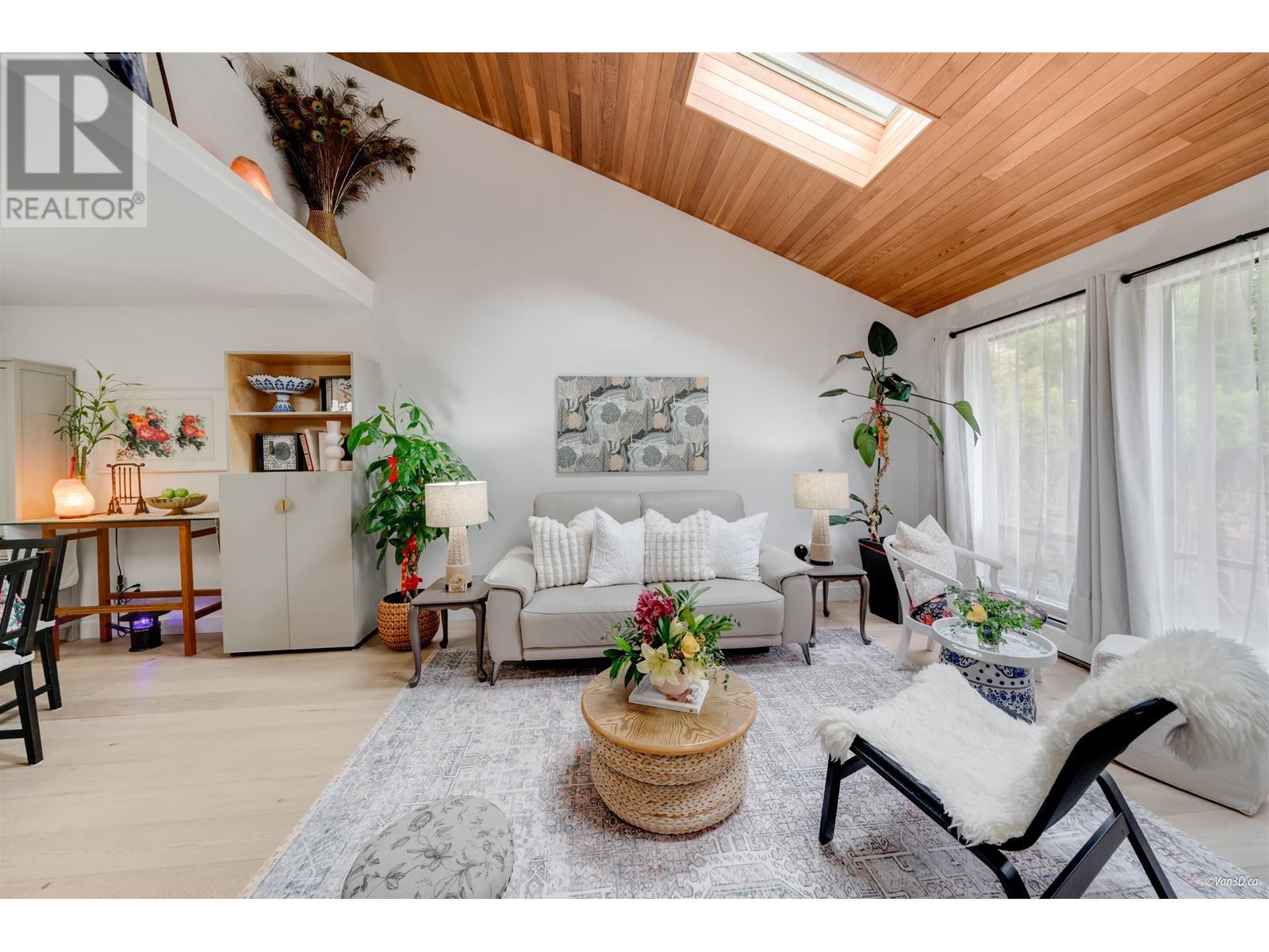 378 BALFOUR DRIVE