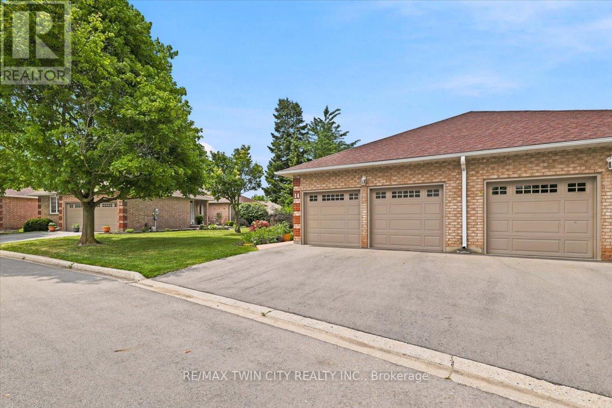 14 - 75 BEASLEY CRESCENT