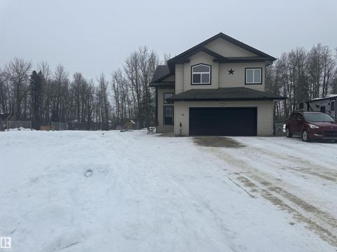 75 Willowview BV Rural Parkland County AB T7Z0A5
