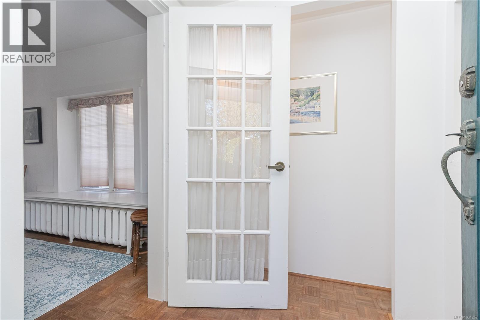 3777 Craigmillar Ave