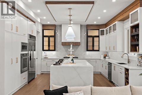 102 South Shore Road Chestermere AB T1X3G2