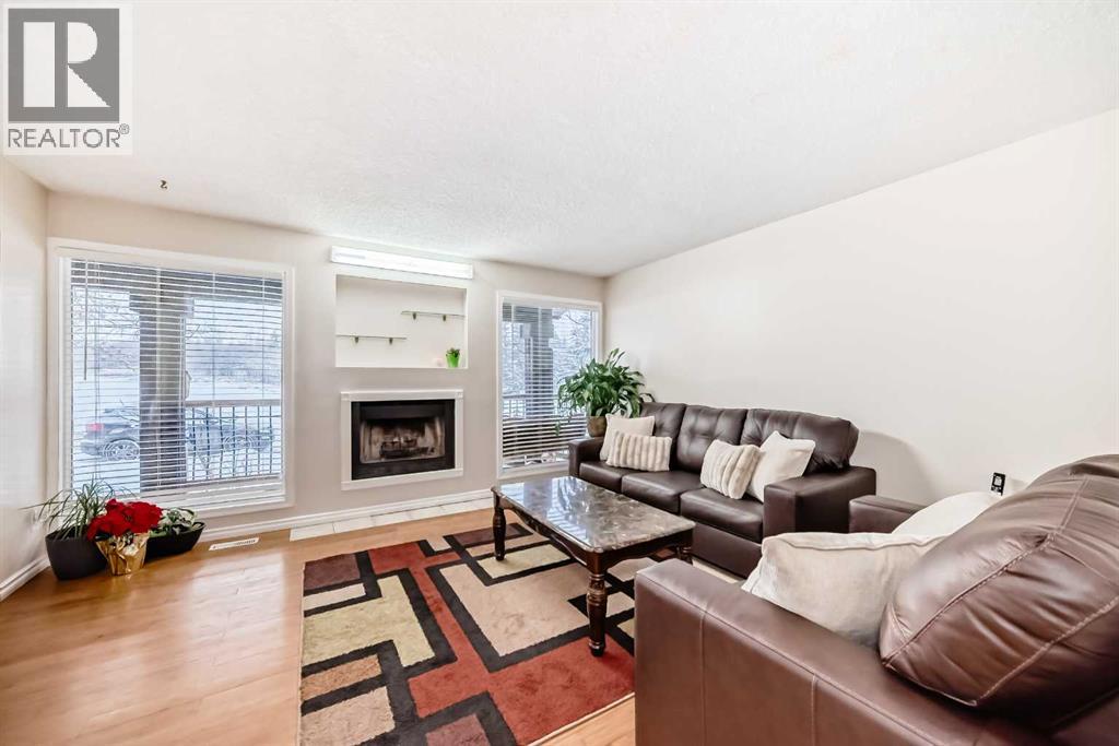 562 Strathcona Drive SW