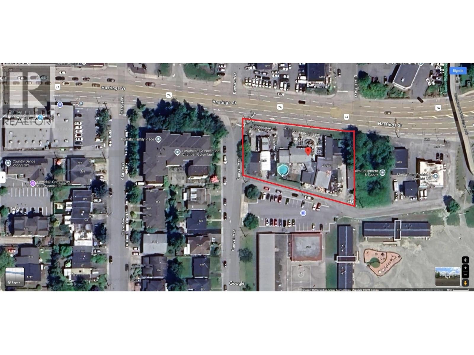 6886 HASTINGS STREET