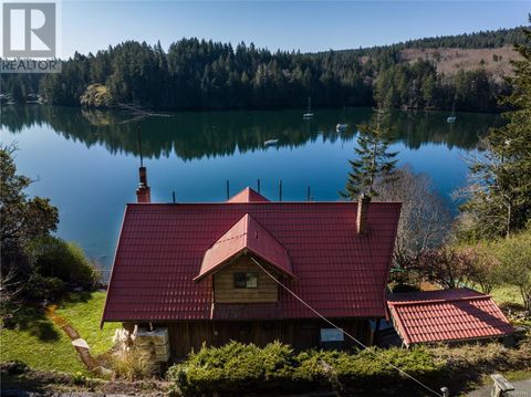 5805 Anderson Cove Rd Sooke BC V9Z0Z7